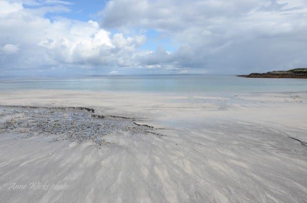 © Anne Wicks – Kilmurvey Beach, Inismor, Ireland 